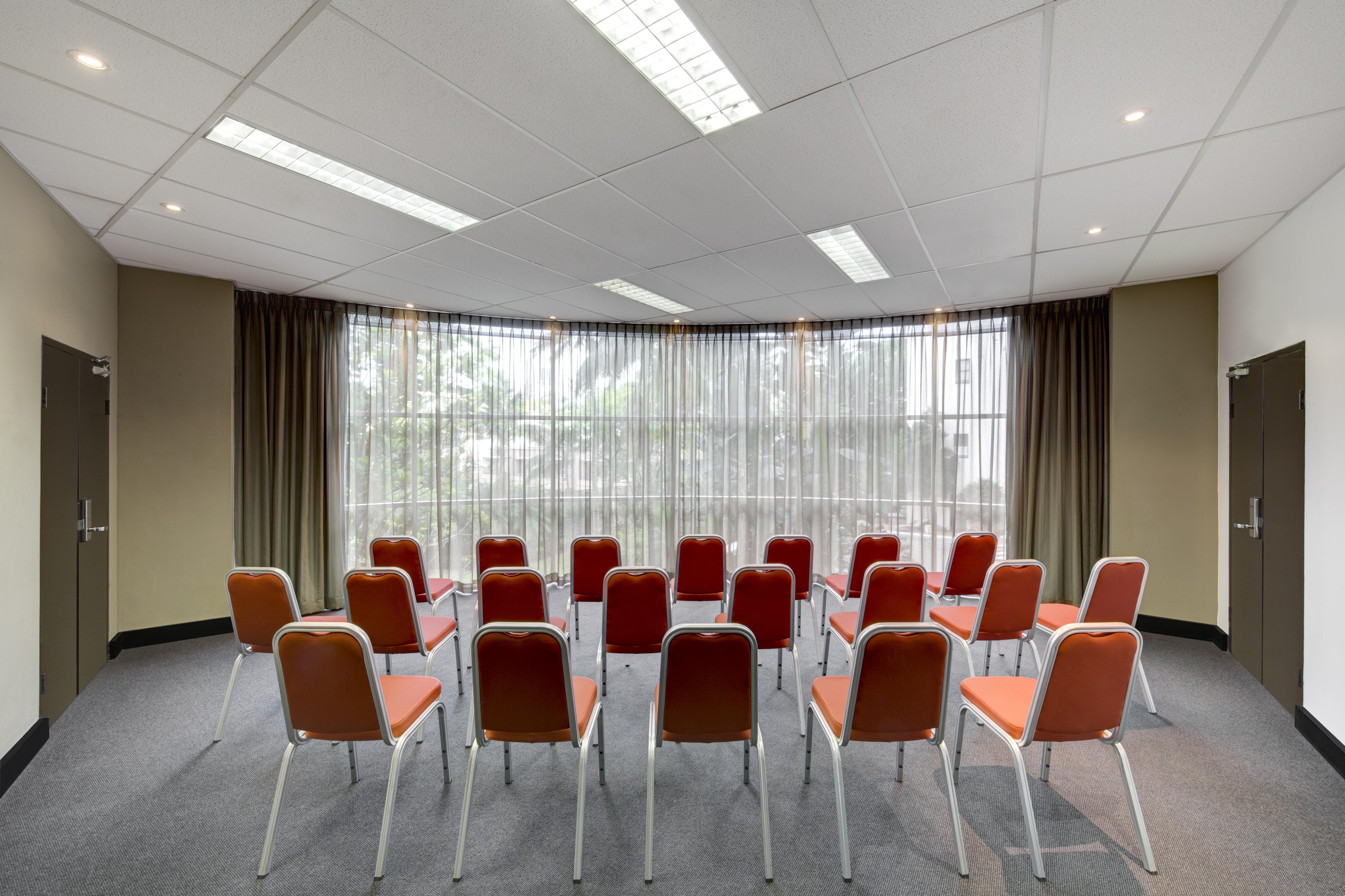 Adina Apartment Hotel Sydney Surry Hills Exterior photo